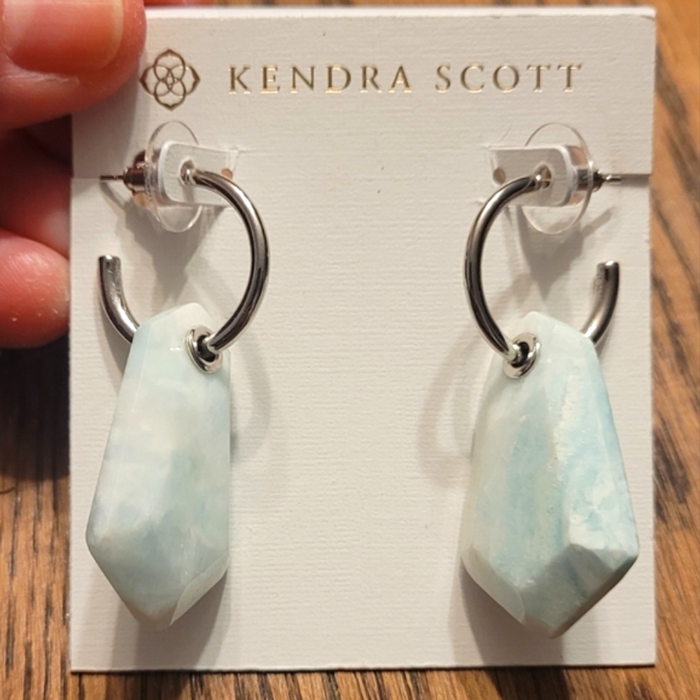 Kendra Scott Ashlyn Silver Statement Huggie Earrings in Teal Quart…